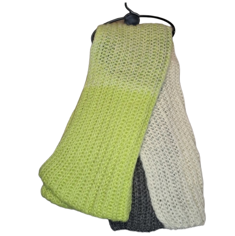 NEW TopShop Colorblock Chunky Knit Scarf Green White Gray One Size - Picture 2 of 3